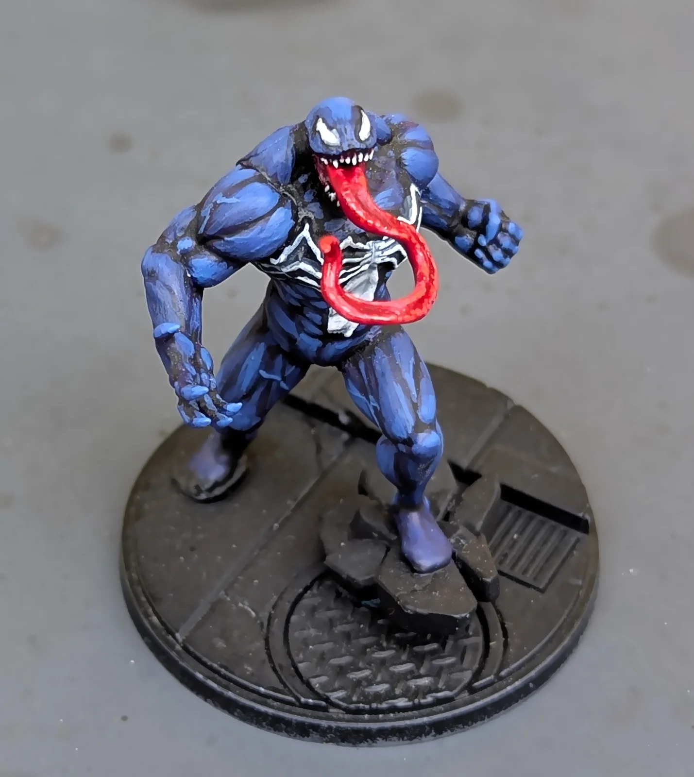 Venom miniature